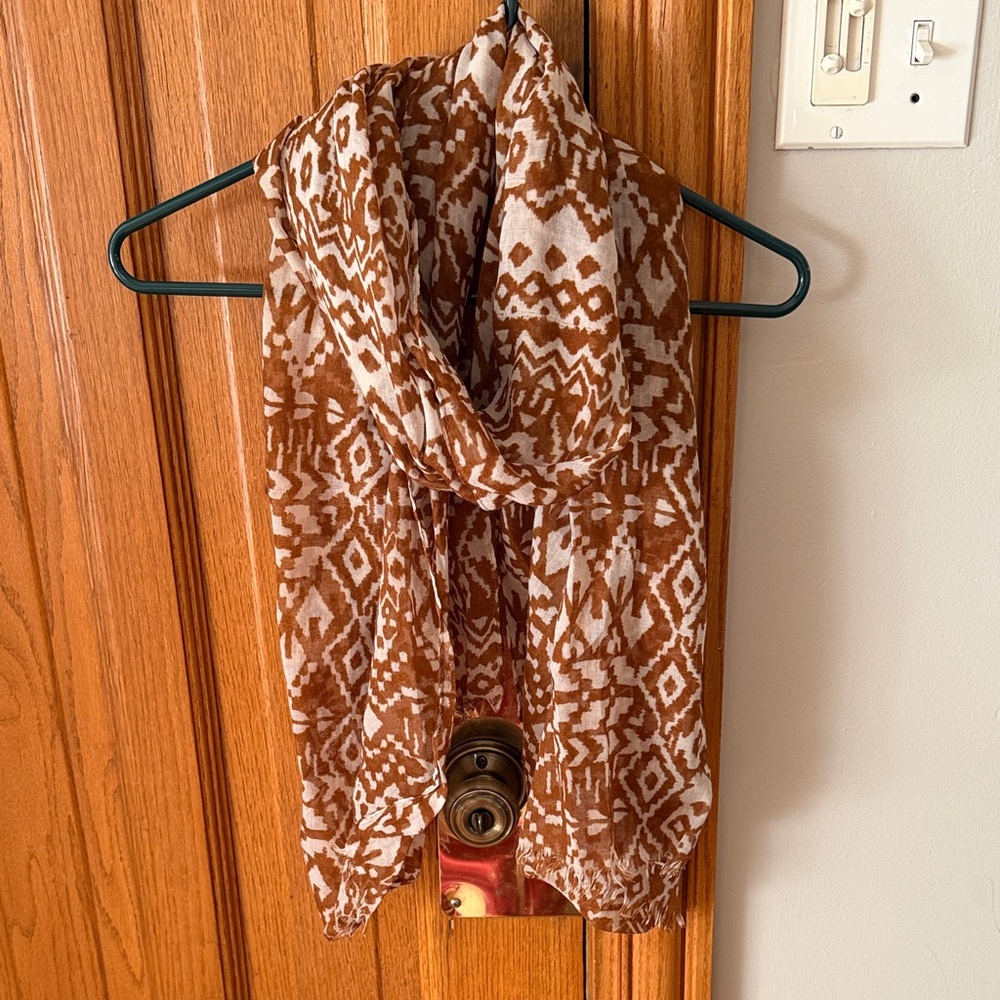 Brown and White Patterned Scarf